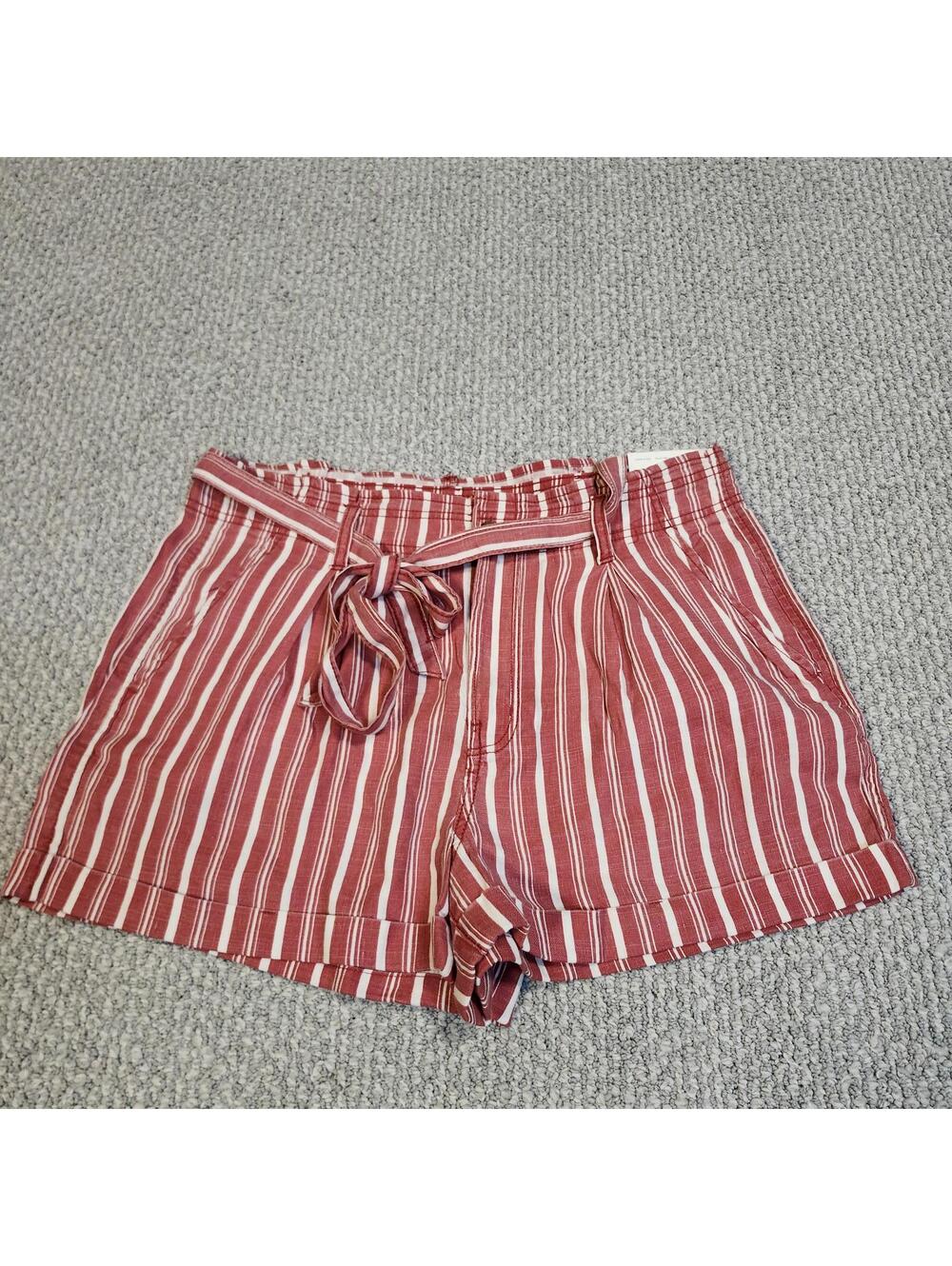 American Eagle Red and White Striped Shorts High Rise With Tie Belt Size 14 NWT